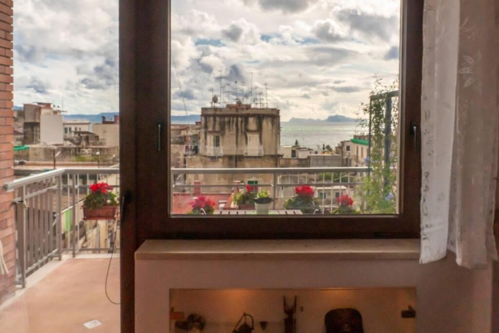 La Finestra Sul Golfo Apartment Naples Luaran gambar