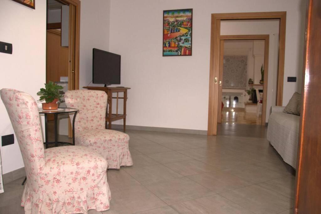 La Finestra Sul Golfo Apartment Naples Luaran gambar