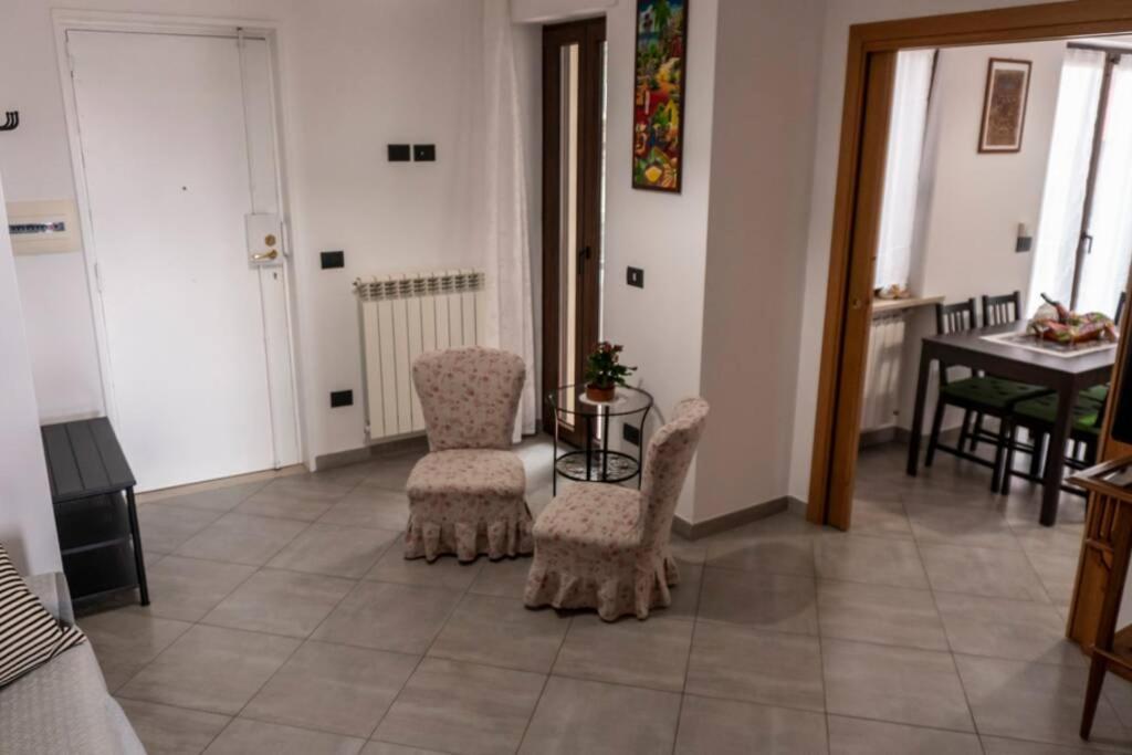 La Finestra Sul Golfo Apartment Naples Luaran gambar